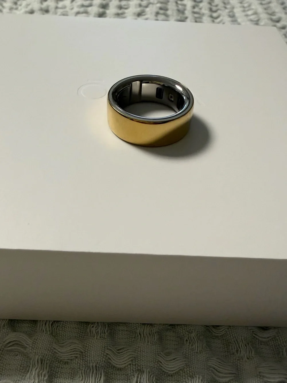 Gold Oura Ring 4 Size 7